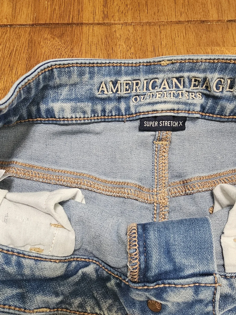 American Eagle Distressed Jeans
